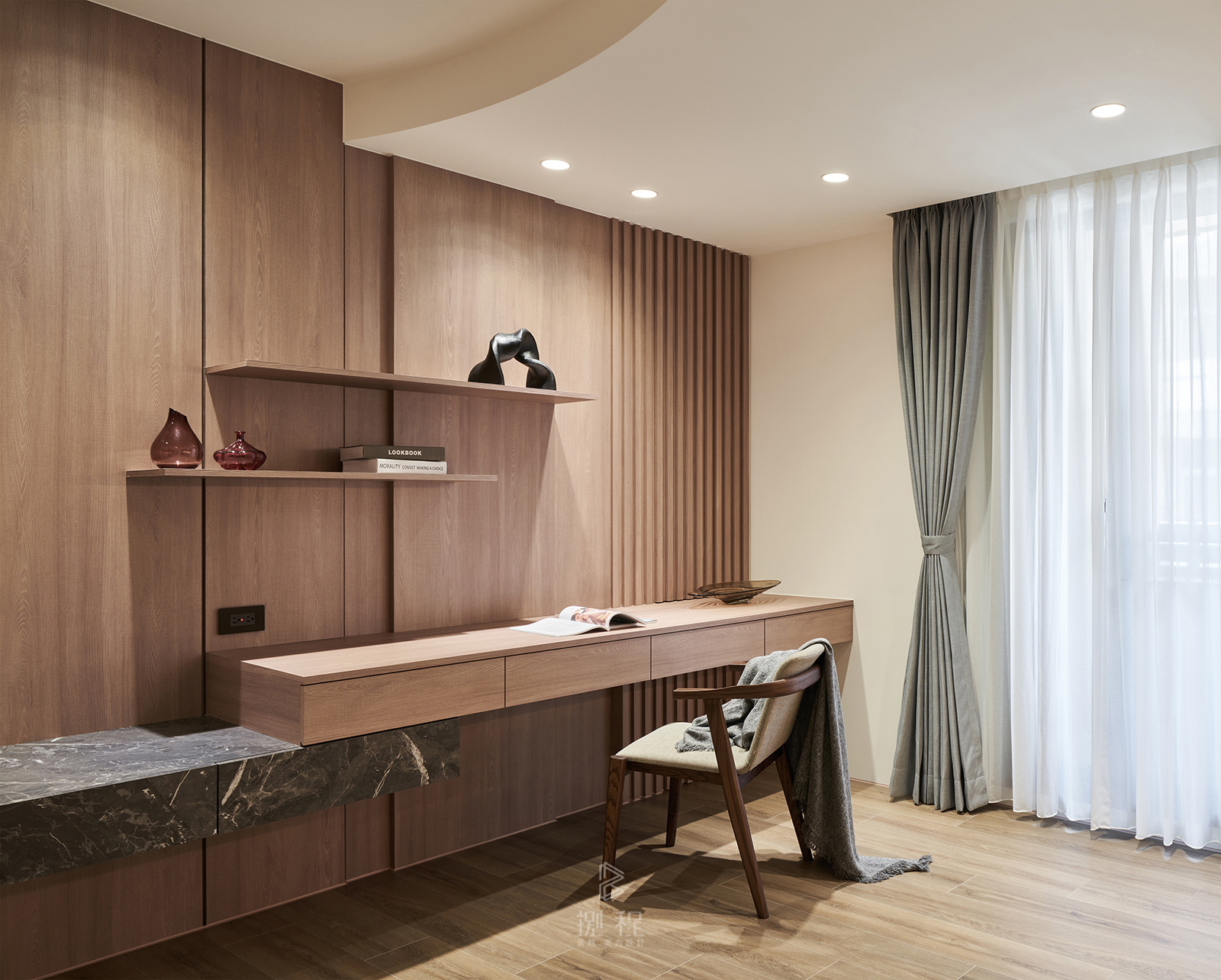 高效率居家辦公空間設計:規劃與佈局技巧 高效率居家辦公空間設計:規劃與佈局技巧