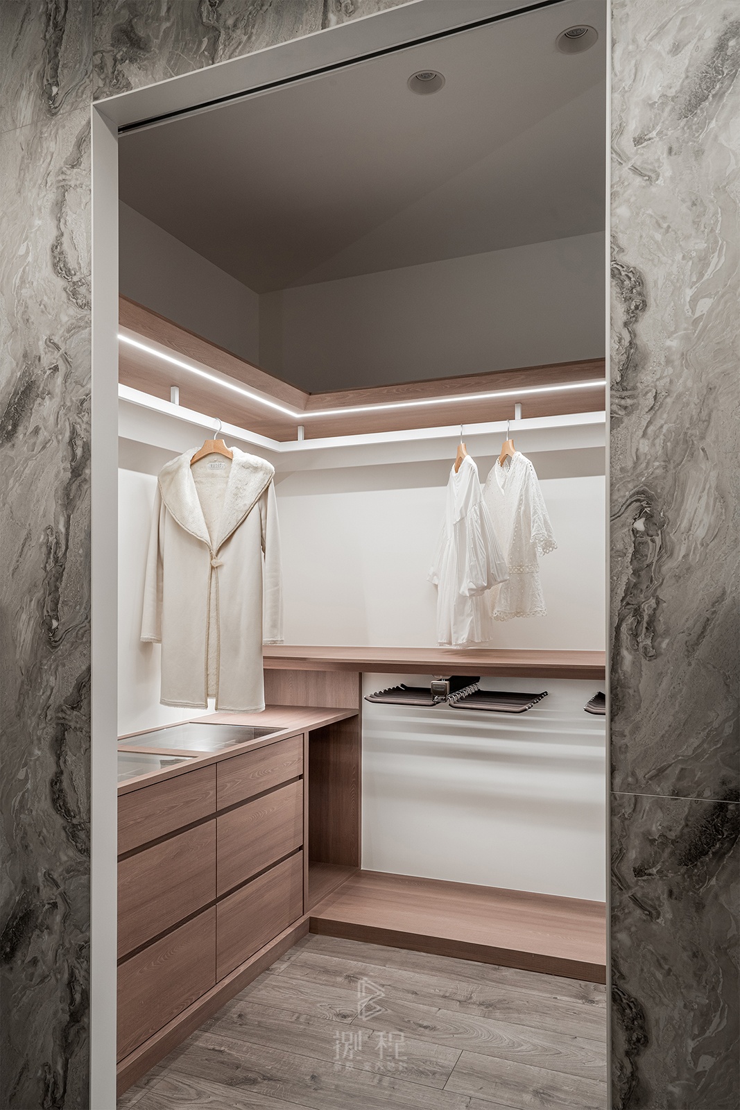 台中尚宅-更衣室