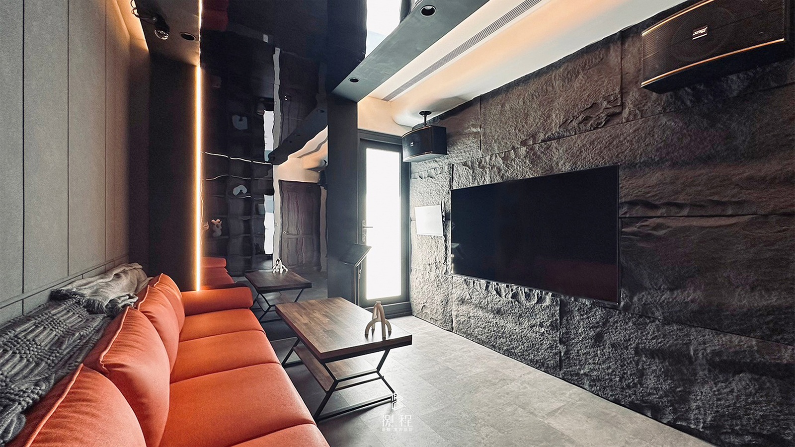 康城黃宅-視聽室